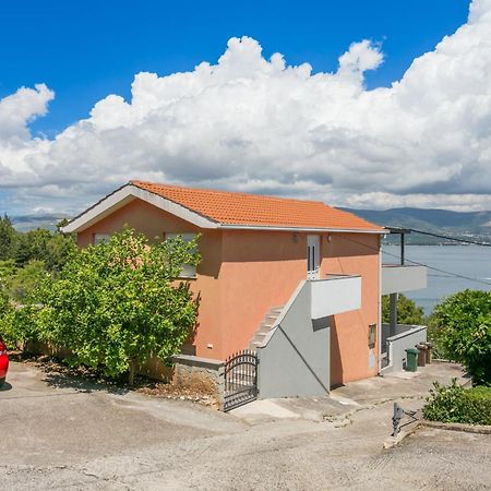 Apartments By The Sea Slatine, Ciovo - 11126 Ngoại thất bức ảnh