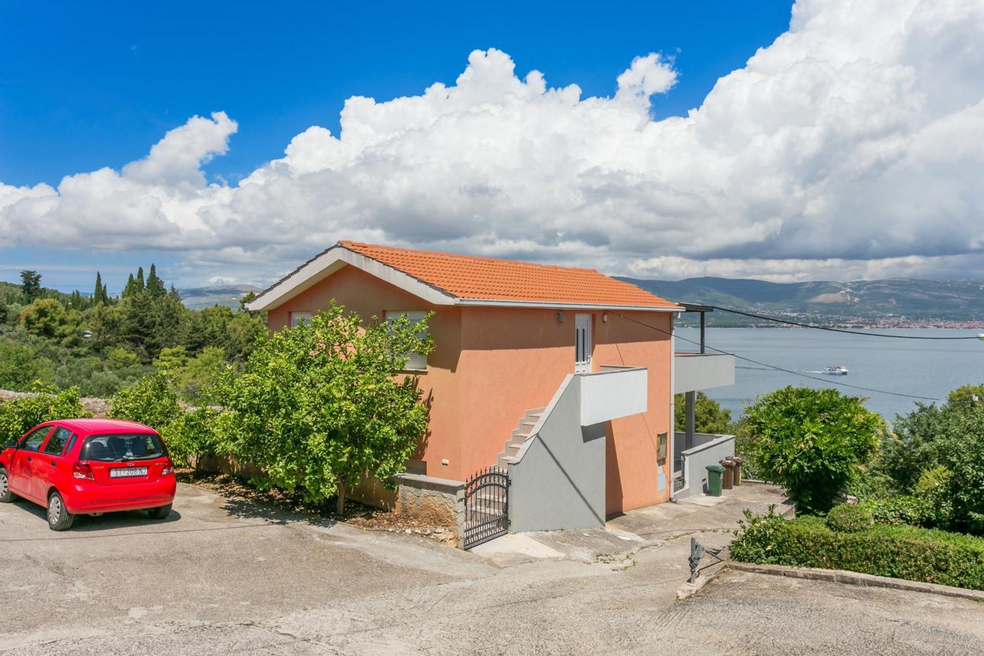 Apartments By The Sea Slatine, Ciovo - 11126 Ngoại thất bức ảnh