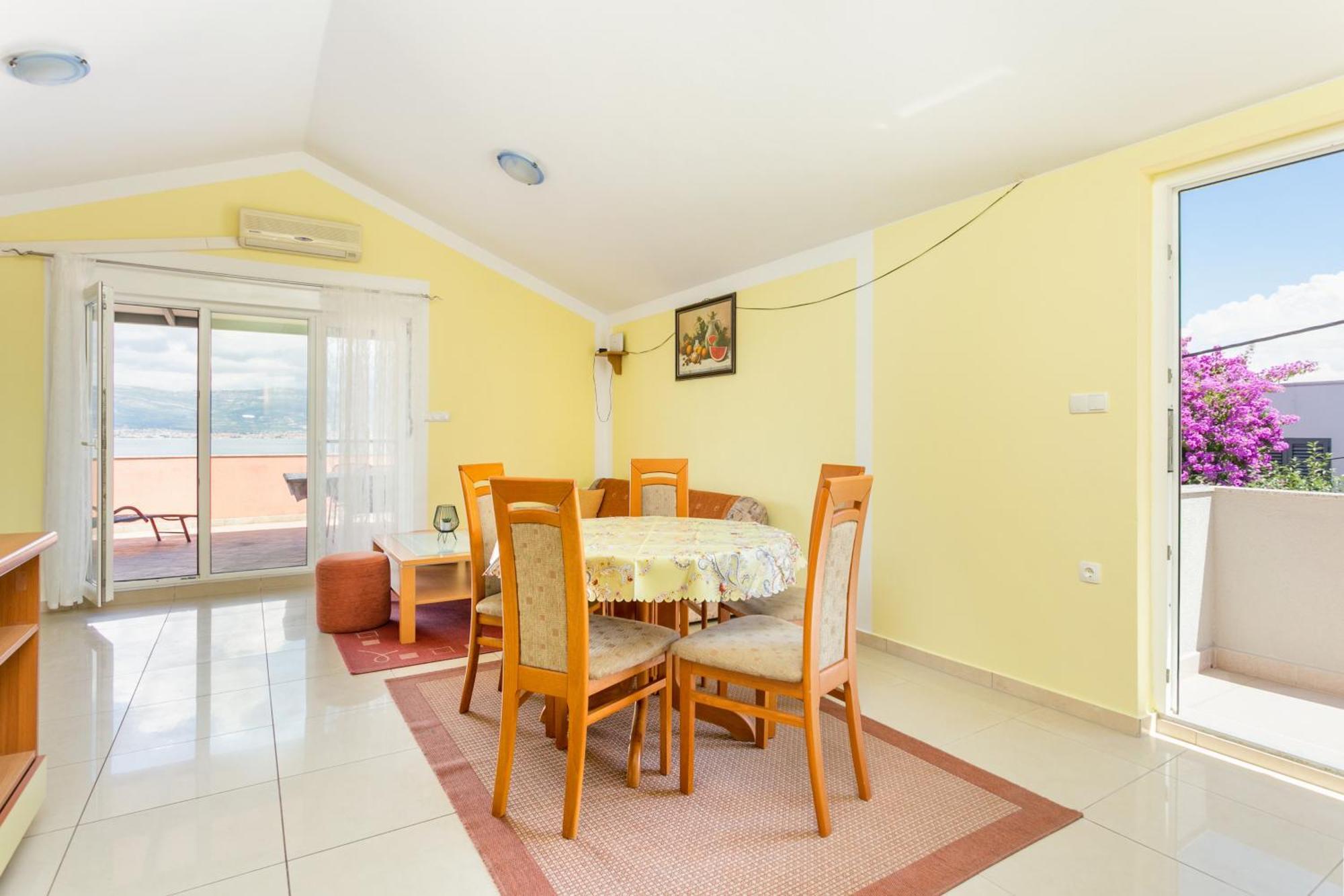 Apartments By The Sea Slatine, Ciovo - 11126 Ngoại thất bức ảnh